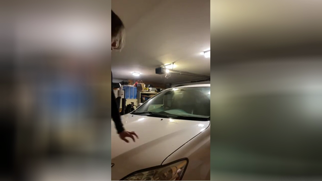 Per masturbarmi sono dovuta andare in garage