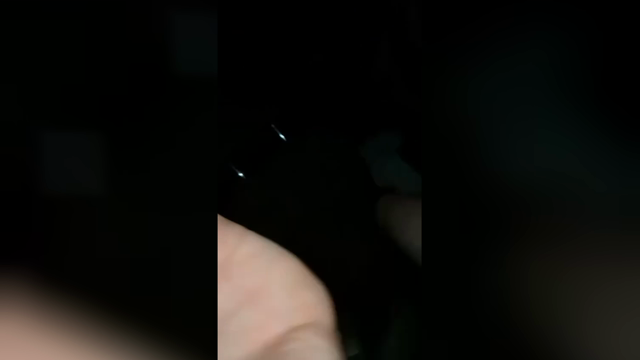 Pompinara con gli occhiali ghiotta di cappella